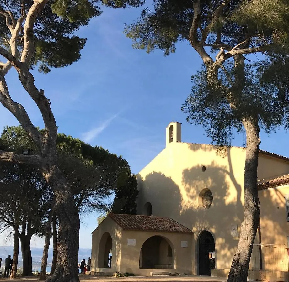 Apartment Les Petits Volets 3 Appartements Au Choix Antibes